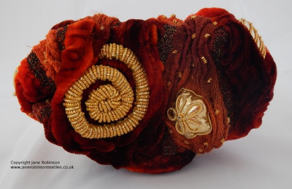 Jane Robinson 3D Goldwork Fossil Rock